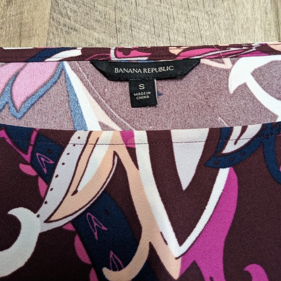 Banana Republic Multi Color Bell Sleeve Blouse Top Floral Print Size Small - Picture 3 of 7